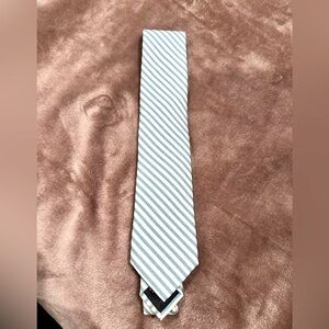 NWT Blue/Cream Pinstripe Tie